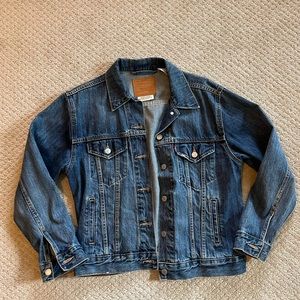 Levi’s jean jacket